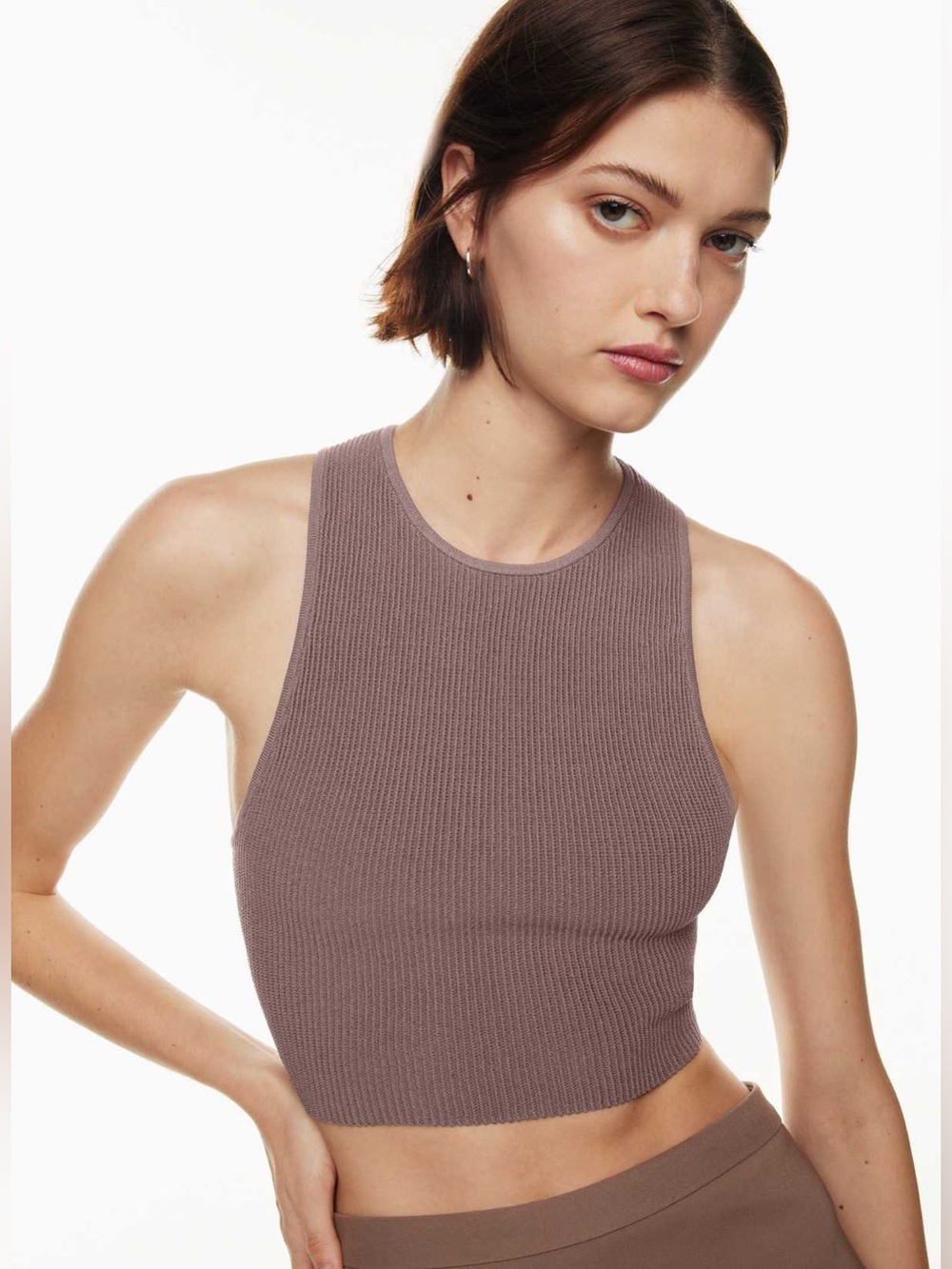 EUC Aritzia Babaton Sculpt Knit Crop Racer Back Tank Size L